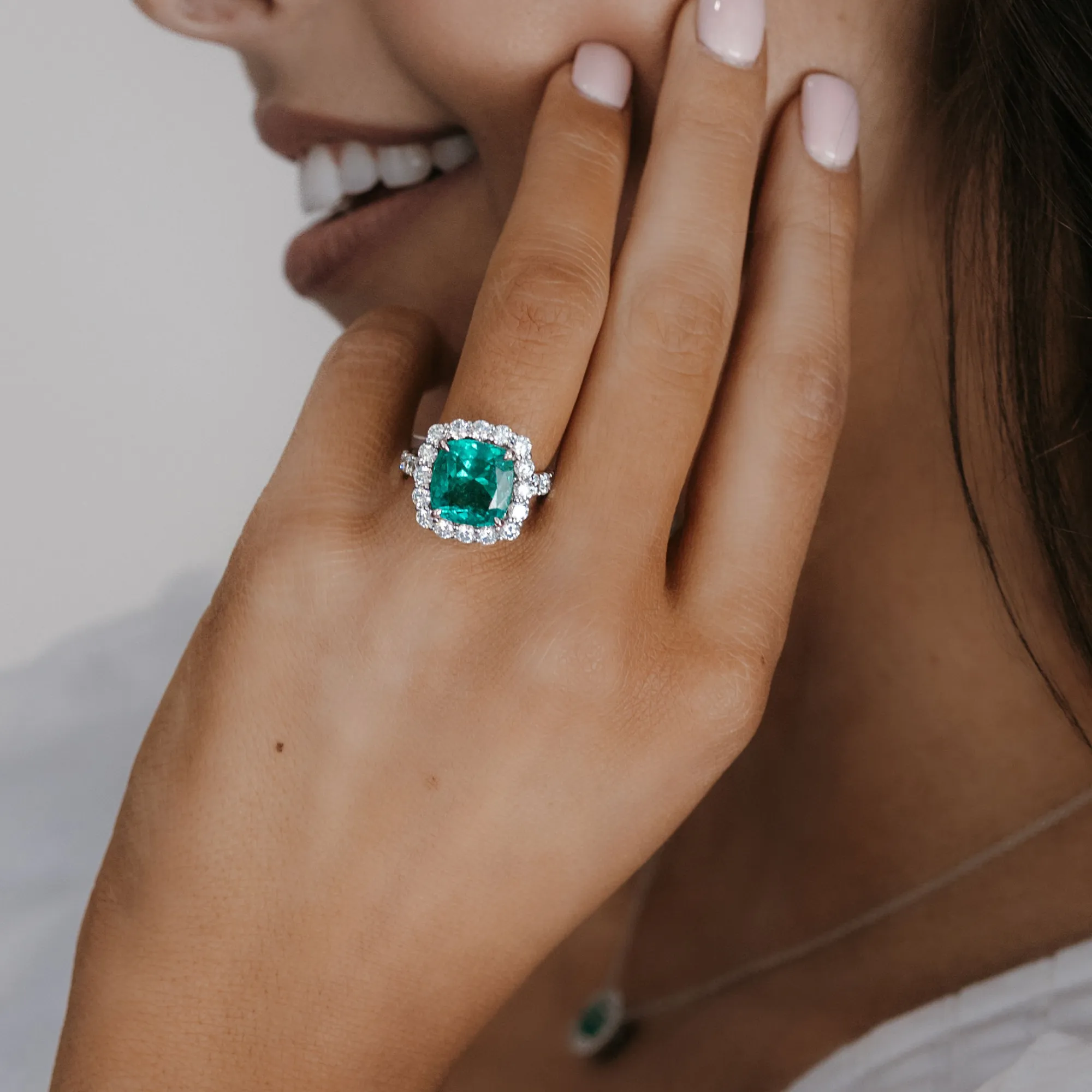 5.81ct Emerald & Diamond Ring