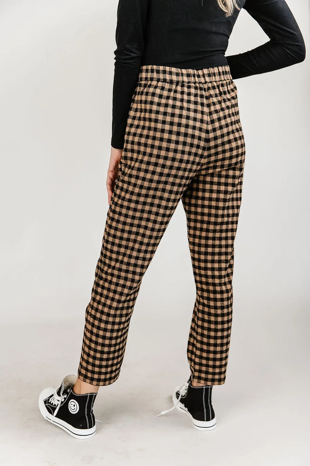 Ampersand Checkered Crop Pants