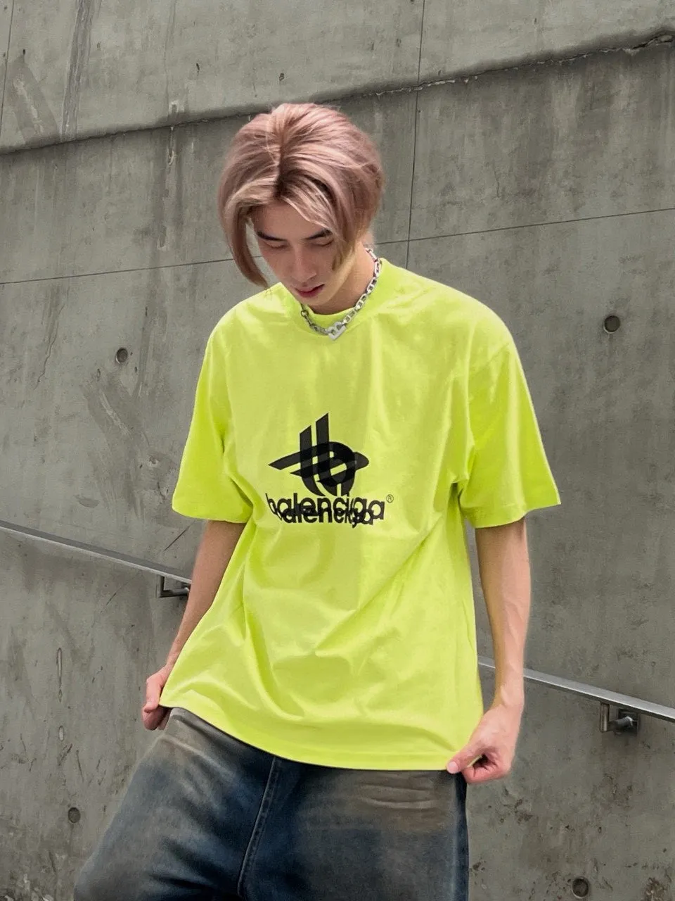 Balenciaga T-Shirt - Overlapping Logo