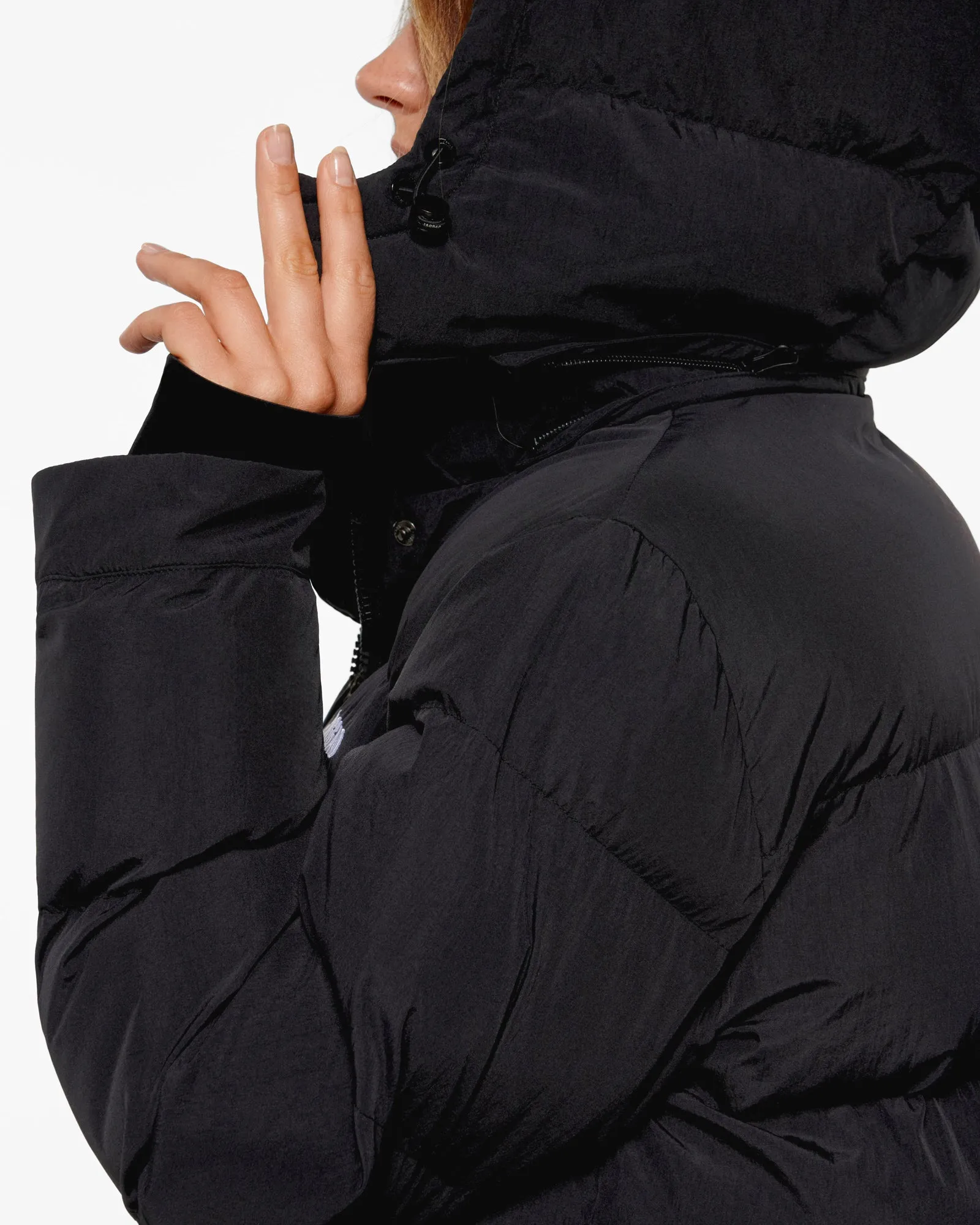 ESSENTIAL MID LINE PUFFER JACKET