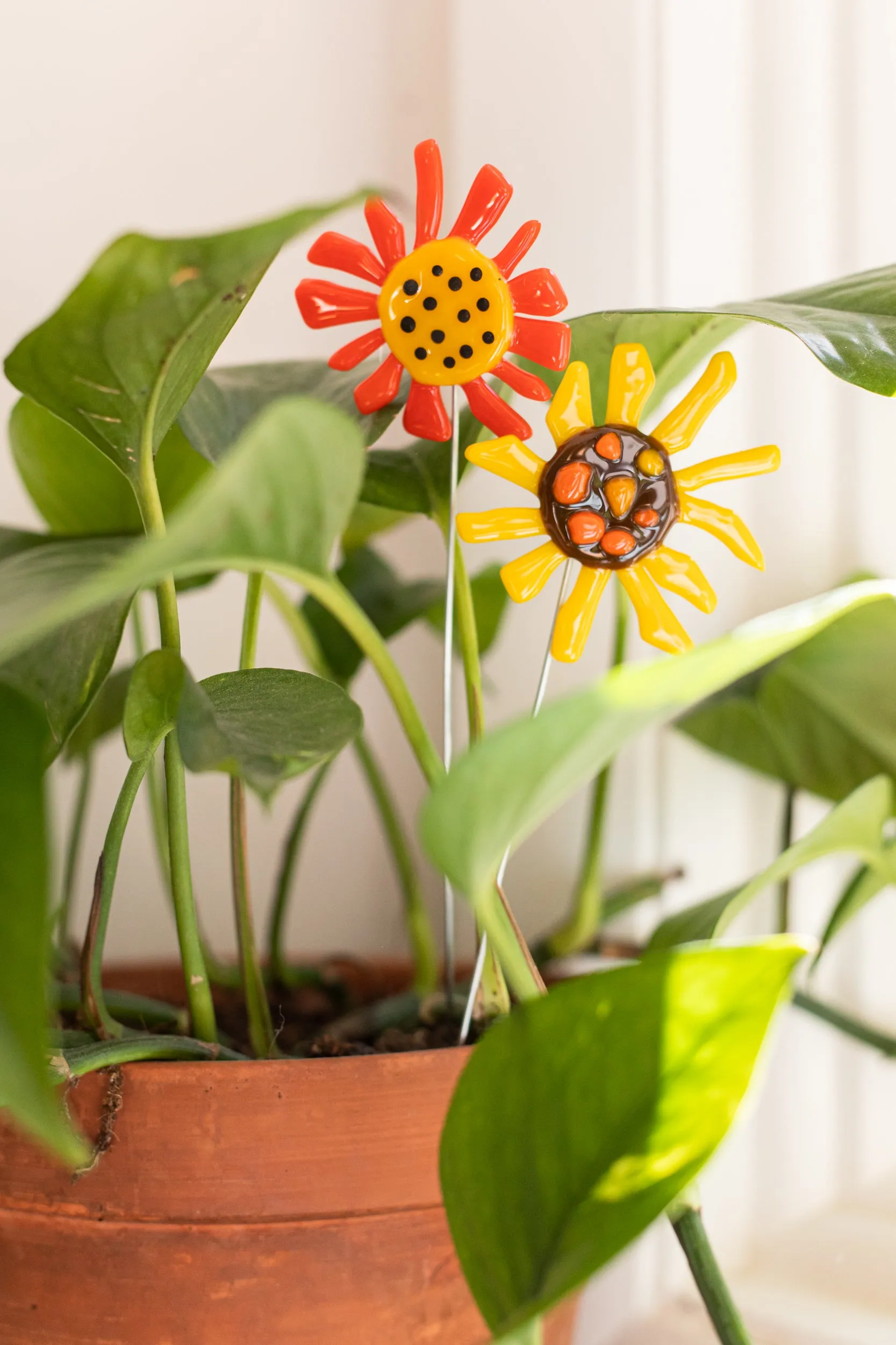 Gerbera Summer Plant Stake- Set of 2