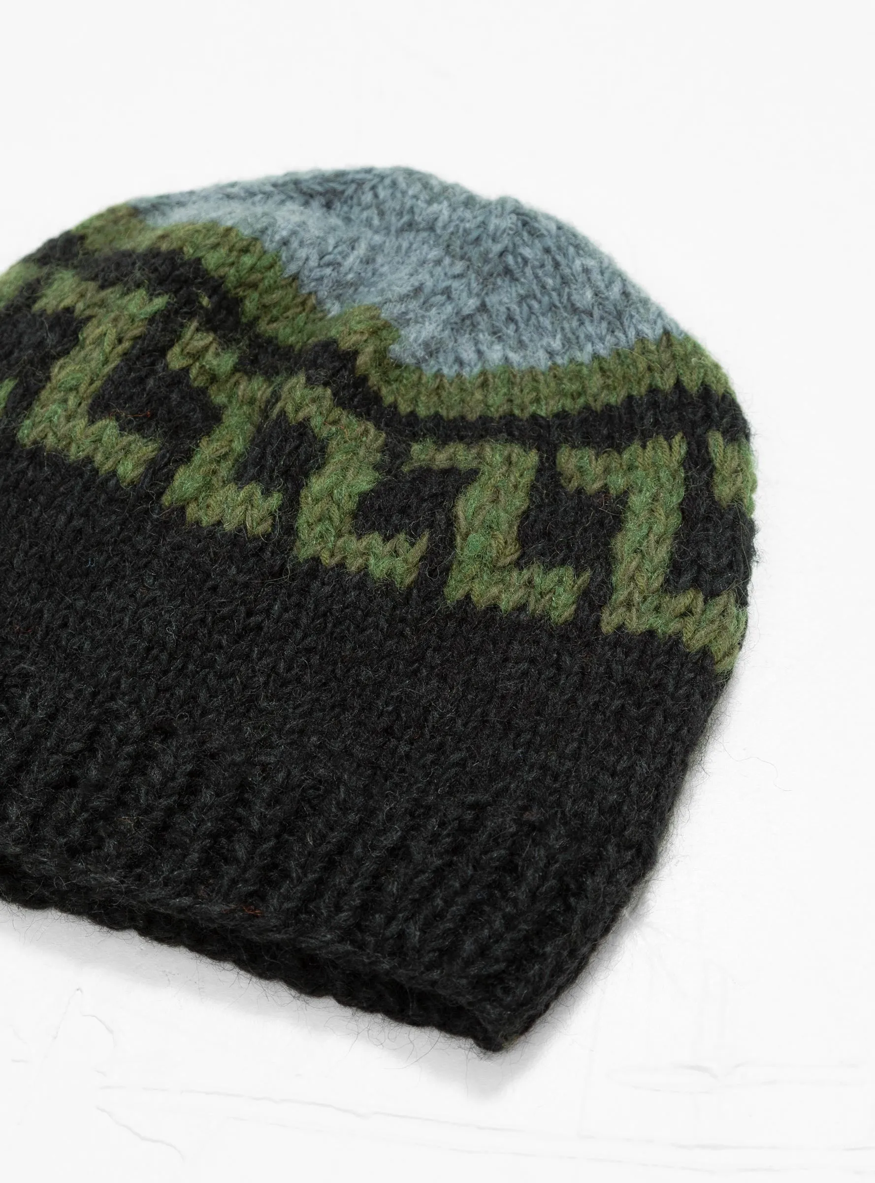 Hand Knit Pattern Beanie Black