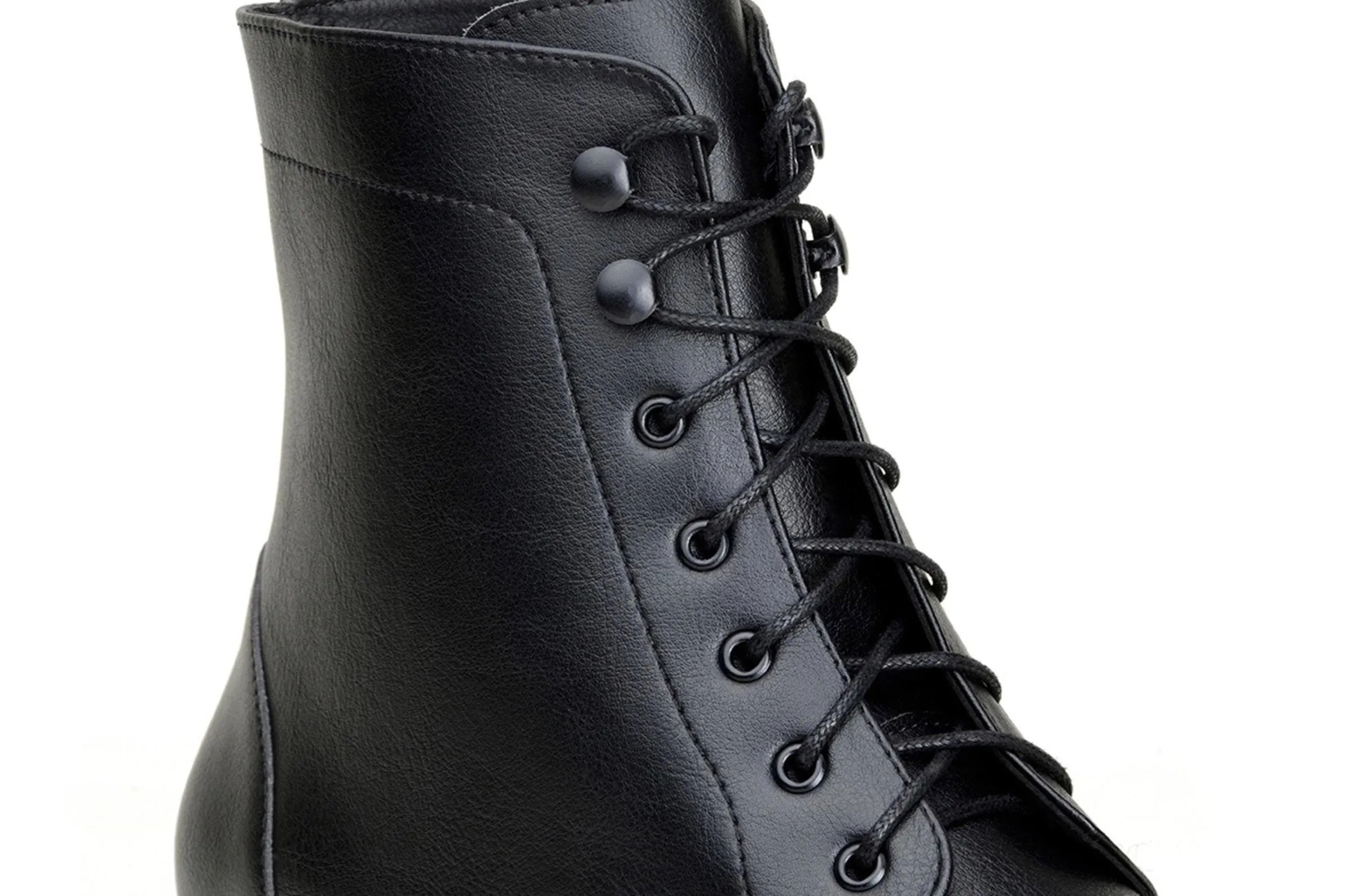 'Howard' vegan men's lace-up boots by Ahimsa - black