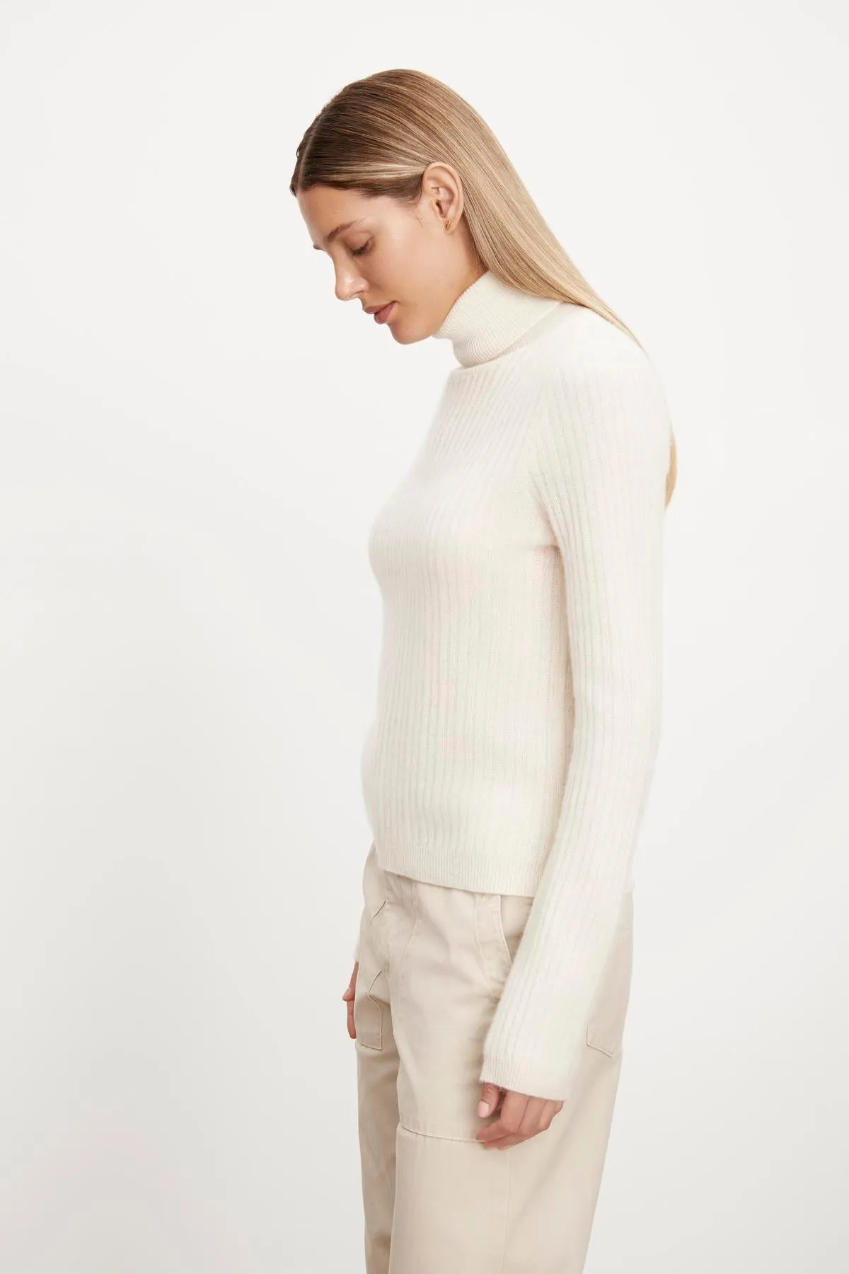 LORI CASHMERE TURTLENECK SWEATER