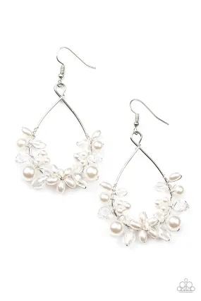 Marina Banquet White-Earrings