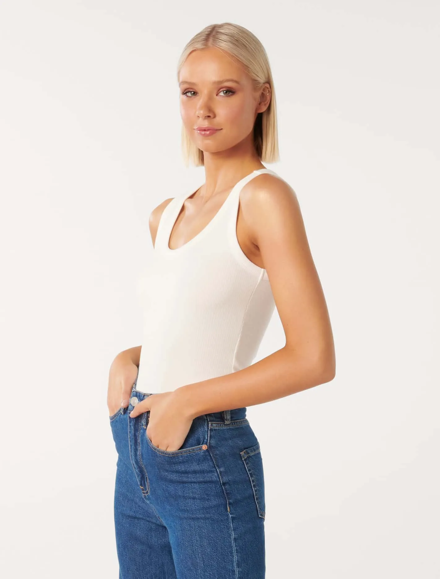 Nori Scoop Front Tank Top